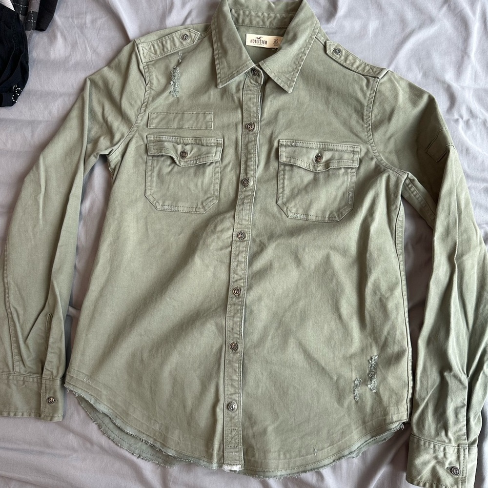 Hollister Olive Green Button-Up Shirt